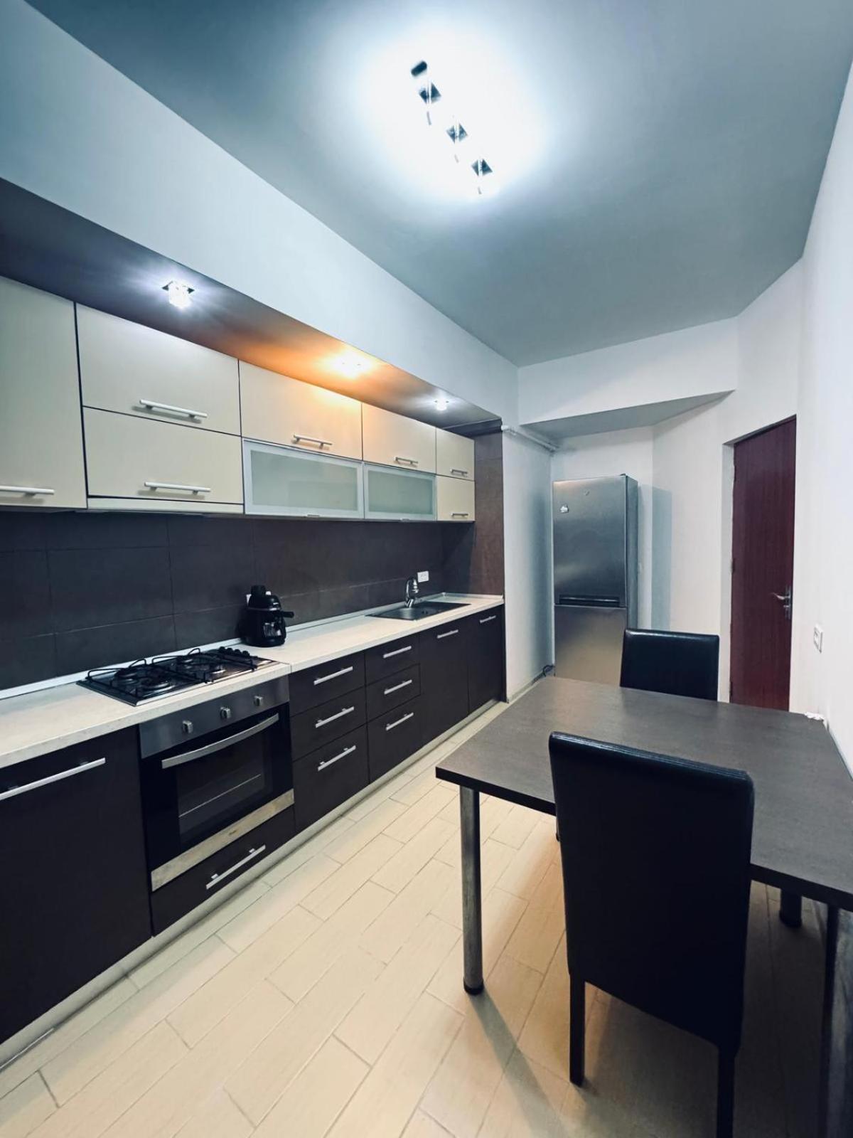 2 Rooms Urban Retreat Unirii Near City Center Bukarest Eksteriør billede